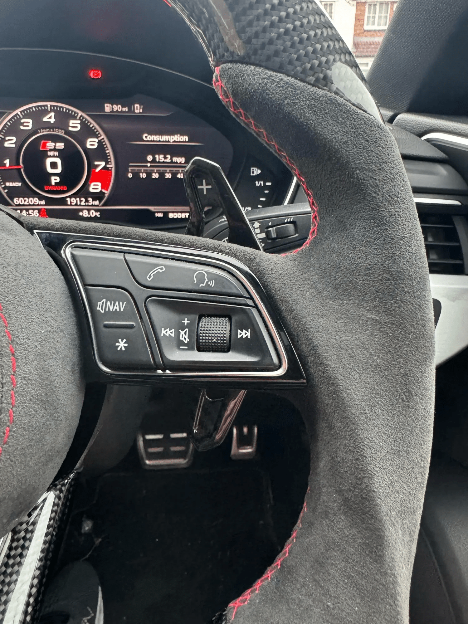 AUDI CARBON FIBER URUS STYLE PADDLE SHIFTS - Jonparts