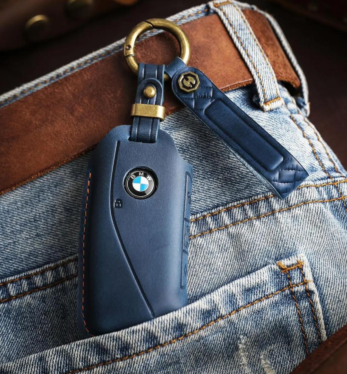 BMW KEY COVER | LEATHER