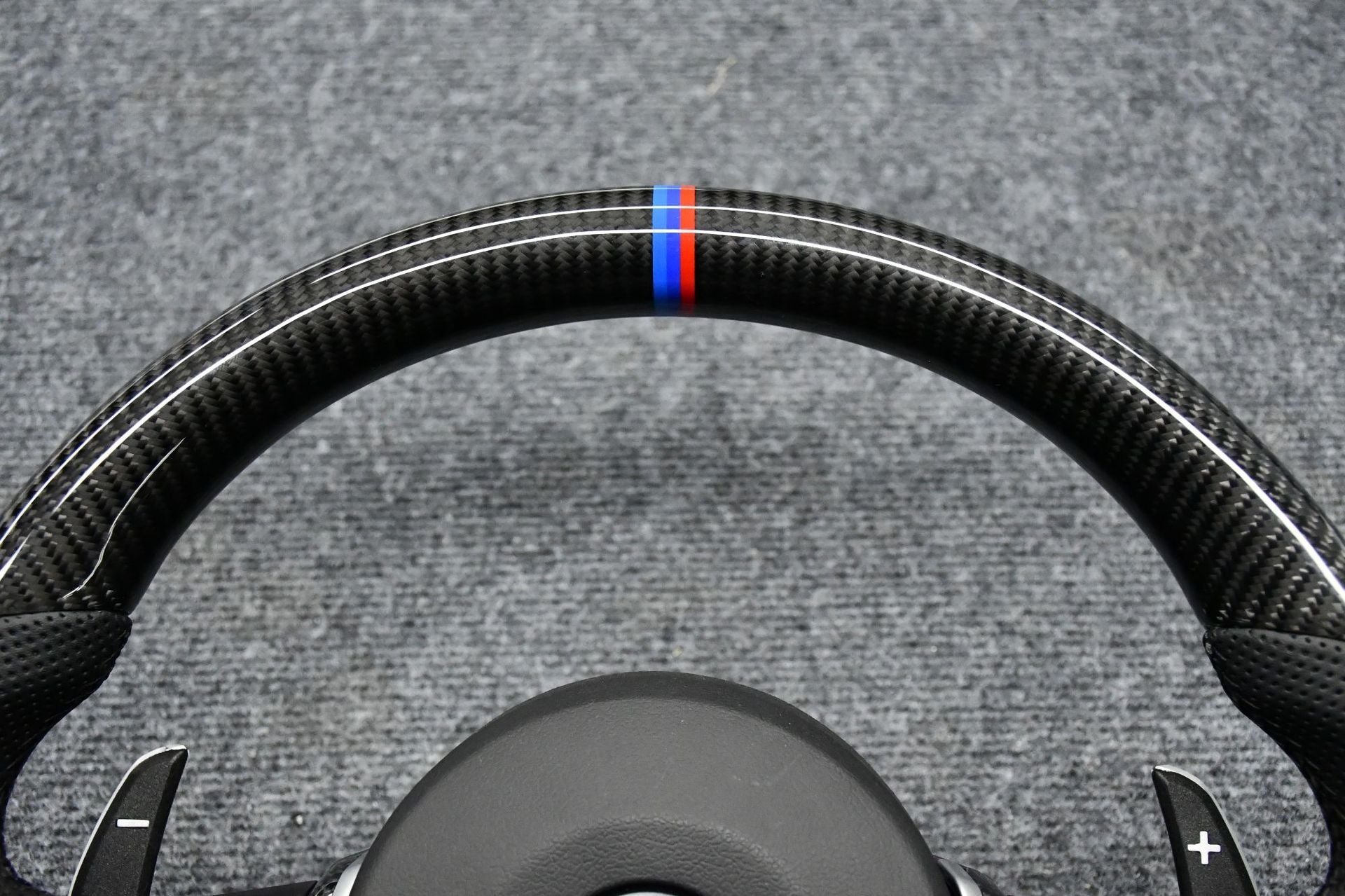 BMW STEERING WHEEL | F SERIES | FLAT BOTTOM | CARBON FIBER - Jonparts